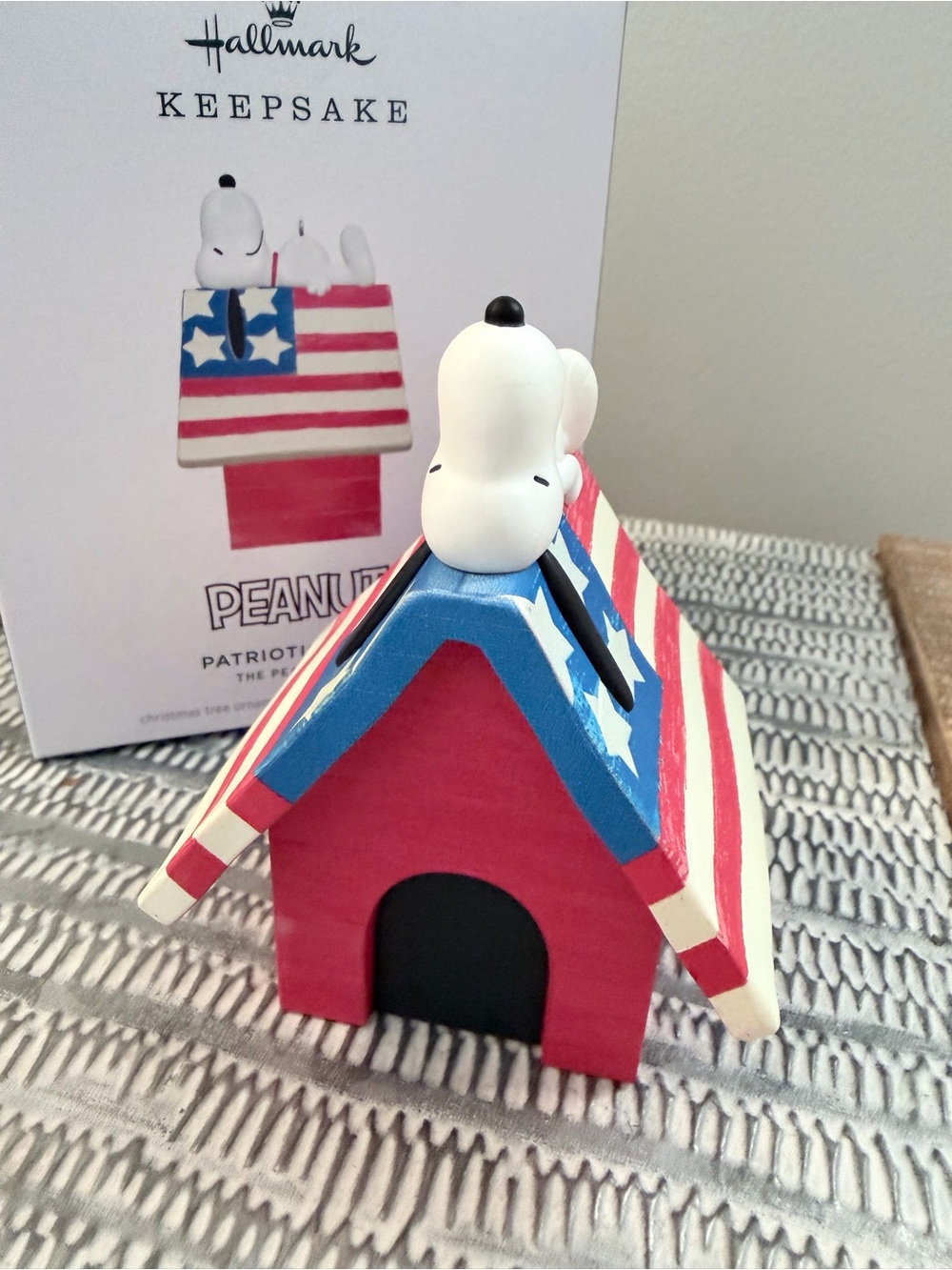 Hallmark Peanuts Patriotic Snoopy Doghouse Ornament - Red, White, Blue - Picture 2 of 10